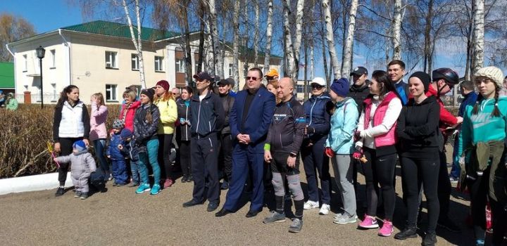 В Алексеевском стартовал массовый велопробег, посвященный приближающемуся Дню Победы